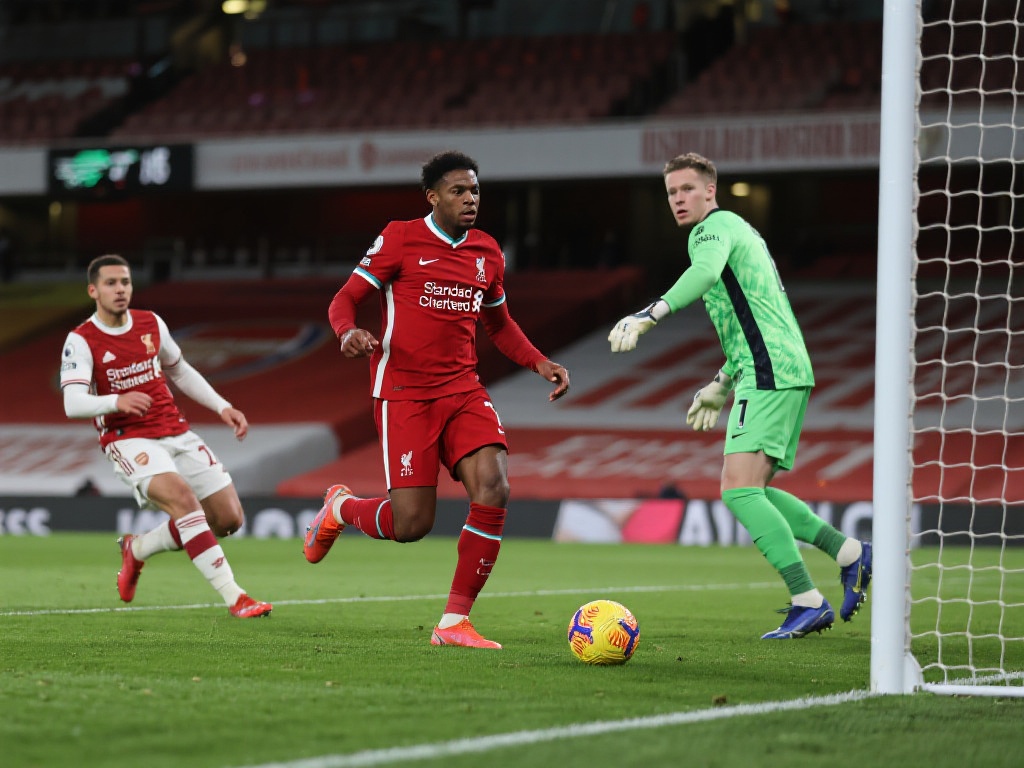 英超-加克波进球马丁内利破门 利物浦战平阿森纳 然而,利物浦在领先后的防守策略却略显保守